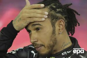 Хэмилтон стал четвертым гонщиком "Формулы-1", получившим рыцарское звание