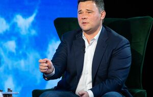 Богдан несколько раз употребил слово "жопа"