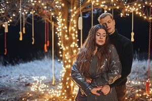 Образ возлюбленного солистки группы Александры Зарицкой в клипе сыграл хореограф Юрий Мешков