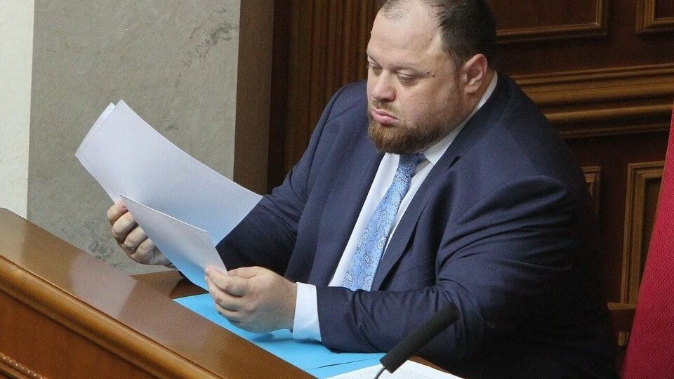Після Стефанчука закон має підписати президент