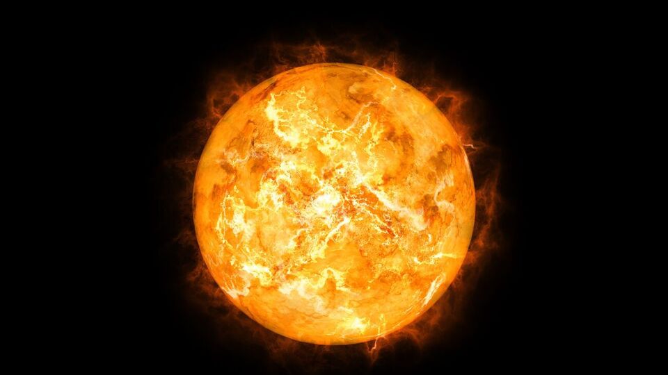 В отличие от Земли, у Солнца нет твердой поверхности, говорят ученые