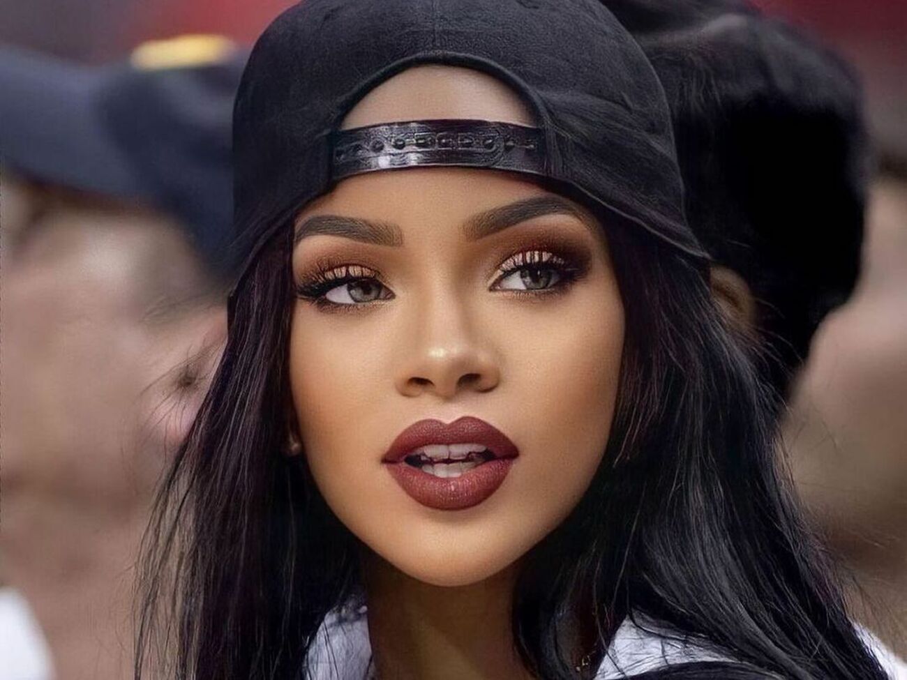 Ріанна: Тільки великі уми можуть дозволити собі простий стиль