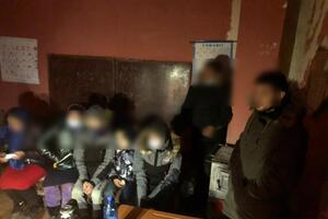 Среди мигрантов были дети