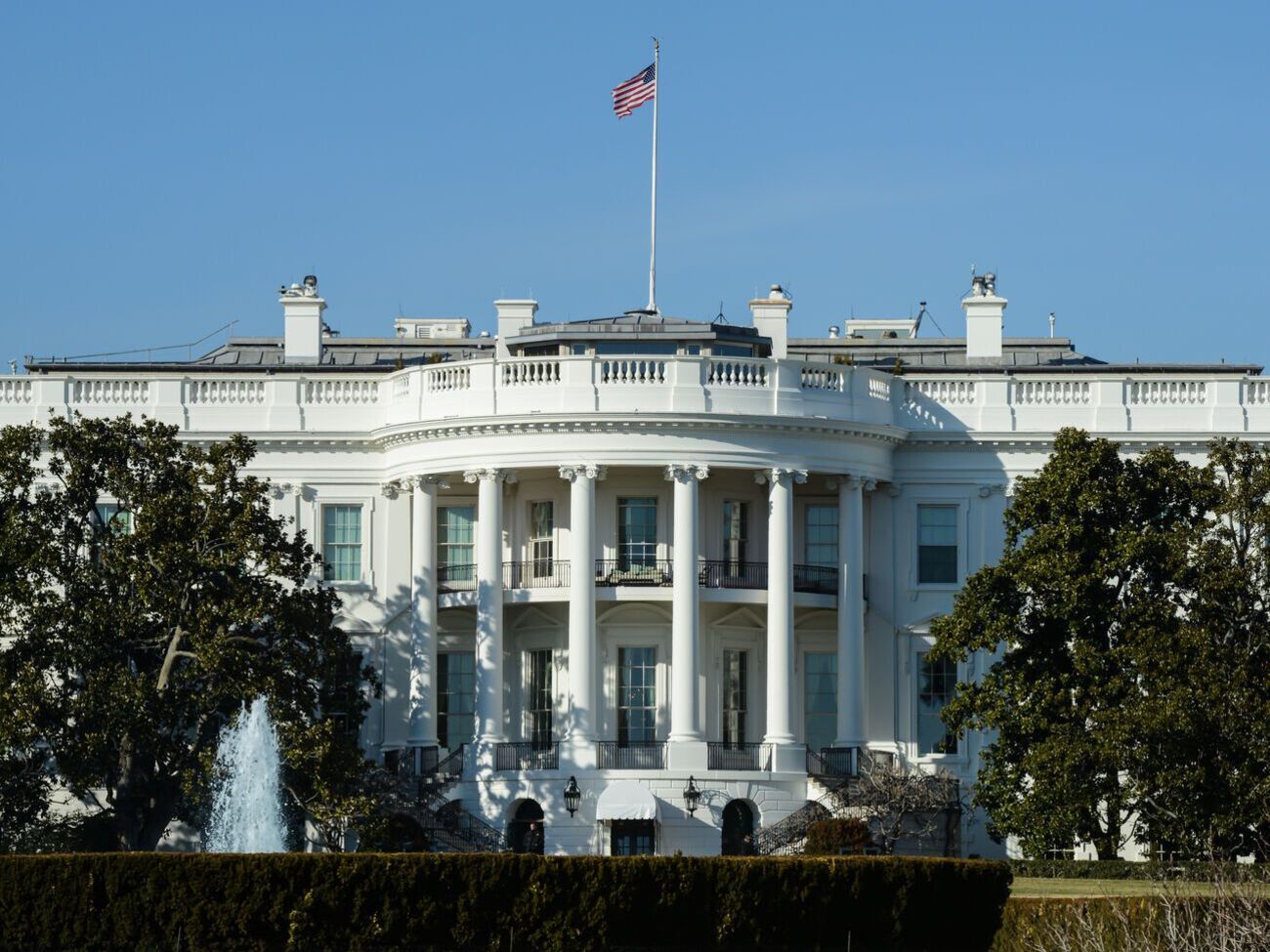 В Белом доме считают, что согласование конкретных вариантов санкций станет "твердым сигналом" для Путина