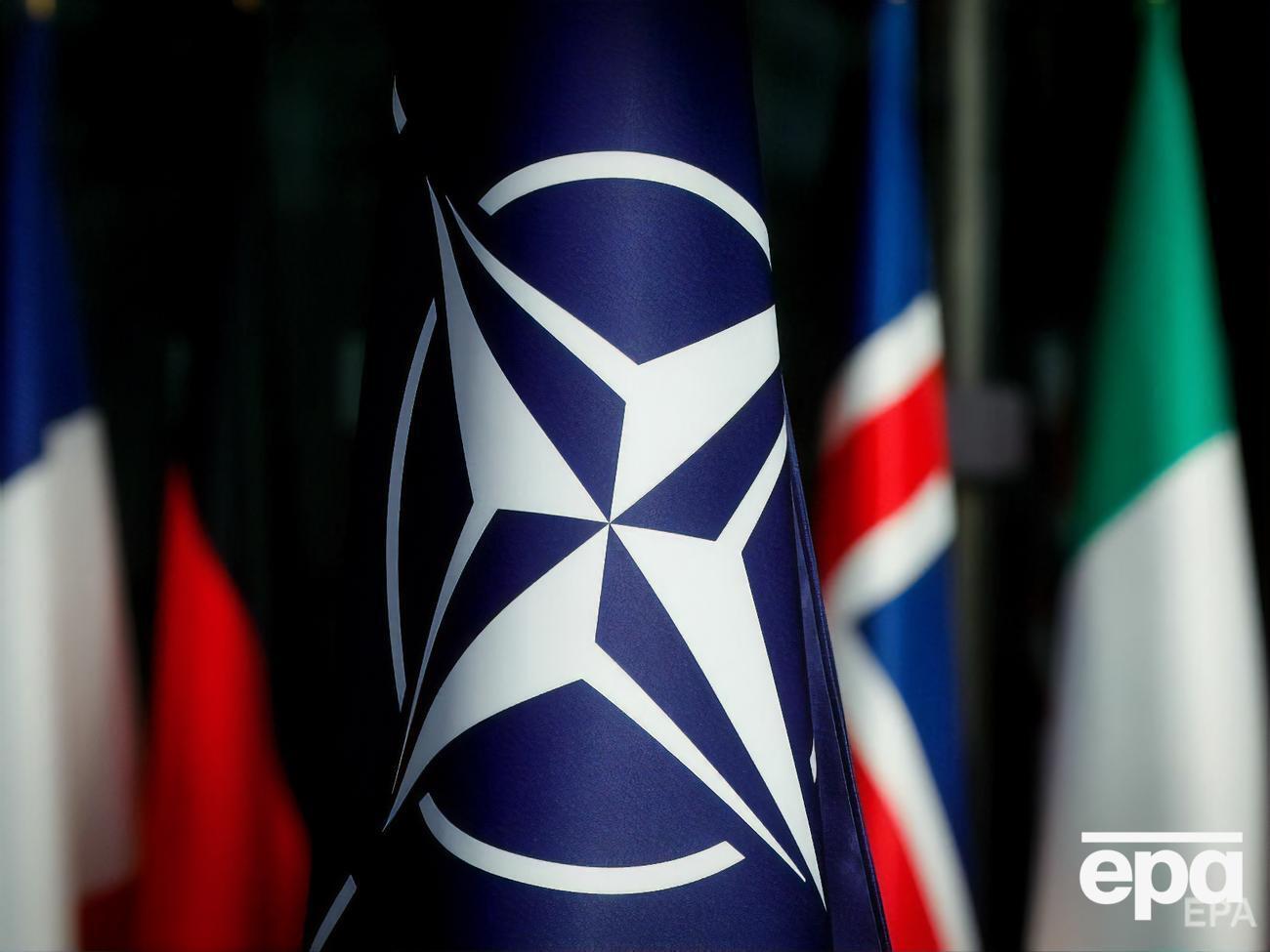 У Північноатлантичному альянсі наголосили, що відносини НАТО з Україною&nbsp;&ndash; це питання лише України та 30 союзників по Альянсу, але заявили про готовність до перемовин із РФ