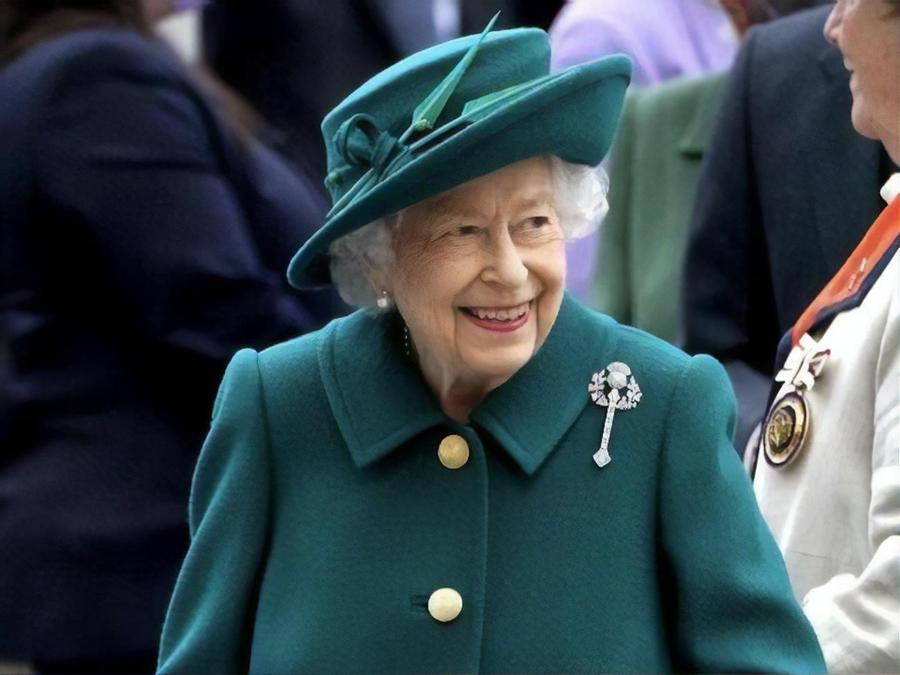 Єлизавета II вдруге скасовує передріздвяний обід для членів королівської родини