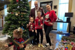 Алеся Бацман и Дмитрий Гордон воспитывают троих дочерей