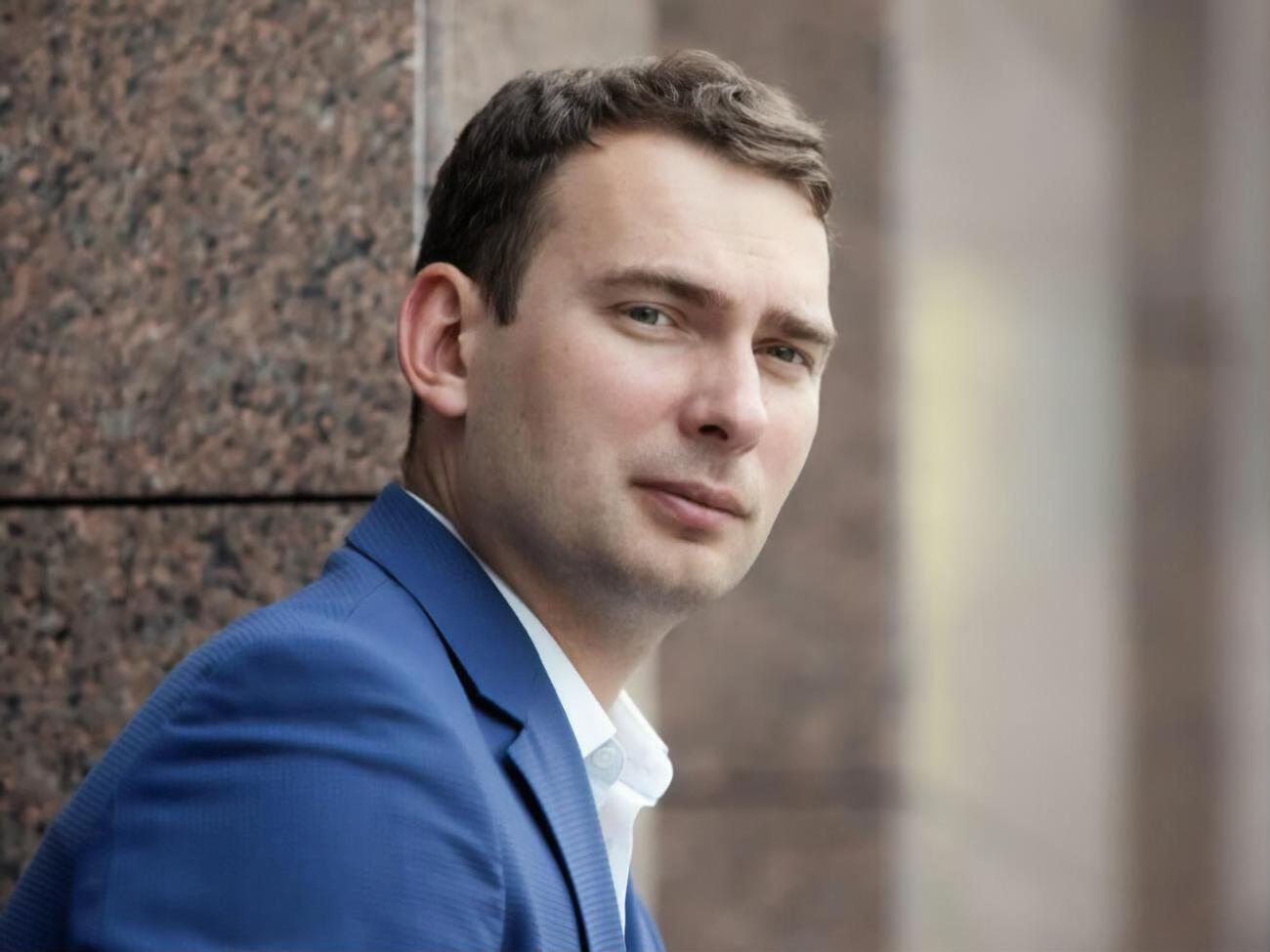 Железняк, який очолює фракцію "Голос" від початку року, сказав, що не визнає зміни її керівництва