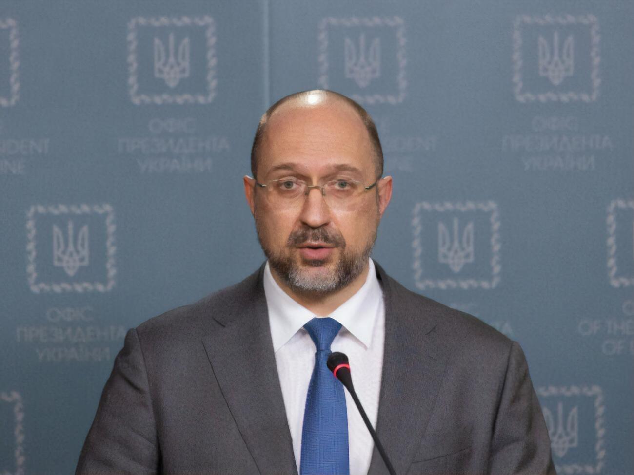 Шмыгаль отметил, что собственная добыча и импорт угля составляют более 2 млн тонн в месяц