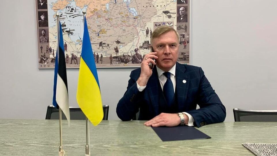 Сьогодні стороною ескалації є РФ, чиї війська прямують до кордонів України, зазначив Лаанет
