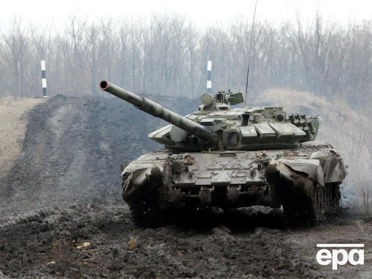 По оценкам экспертов, численность российских войск на Донбассе может составлять от 26 тыс. до 32 тыс. человек