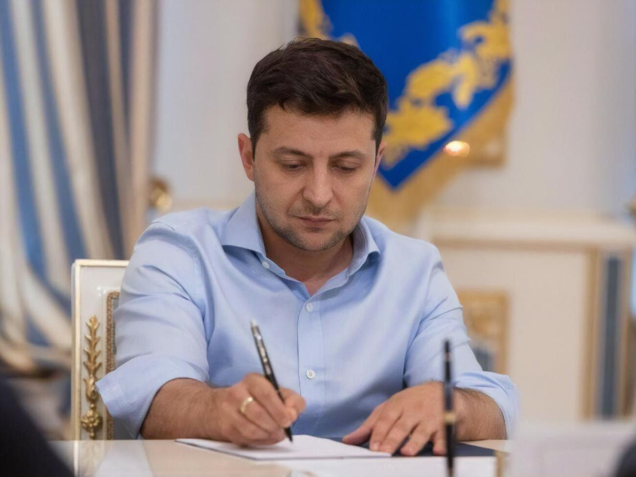 Зеленський підписав резонансний закон, від якого влада очікує додаткових десятків мільярдів гривень до бюджету