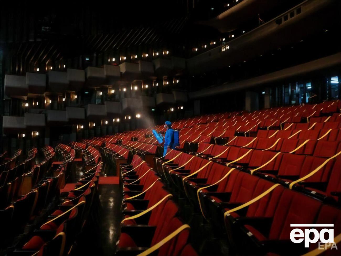 Штам "Омікрон" поширюється швидше за попередні варіанти, зазначили у ВООЗ