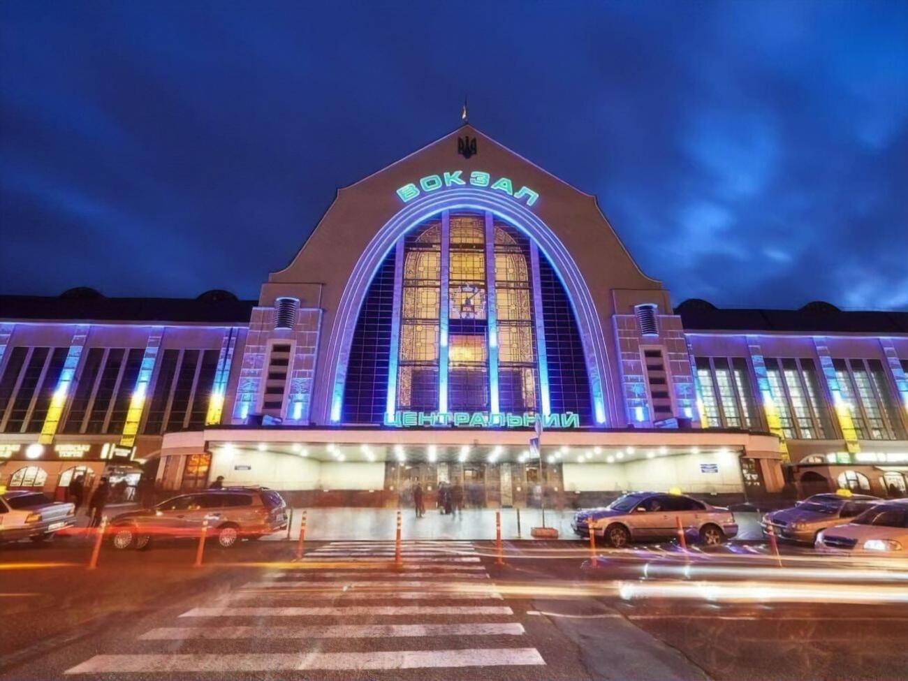 Поезда продолжали курсировать по графику, отметили в пресс-службе