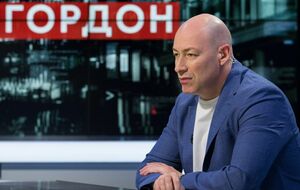 Гордон: На відміну від них, я постать стала. А вони тимчасові. Вони в мене перед очима миготіли протягом 30 років і зникали. Зникнуть і ці