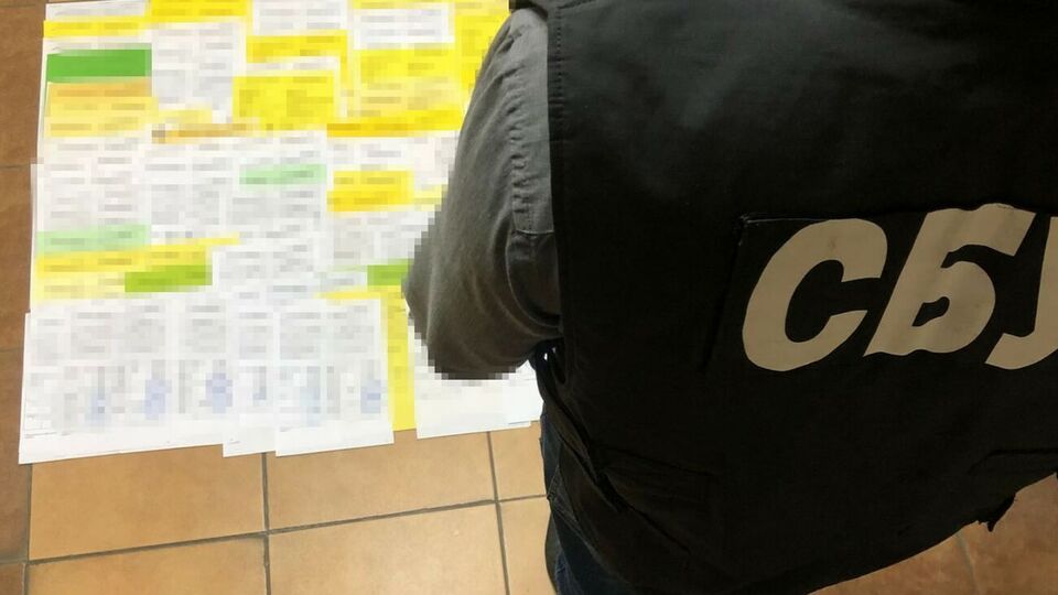По данным СБУ, организаторам незаконная схема приносила около 1 млн грн в месяц