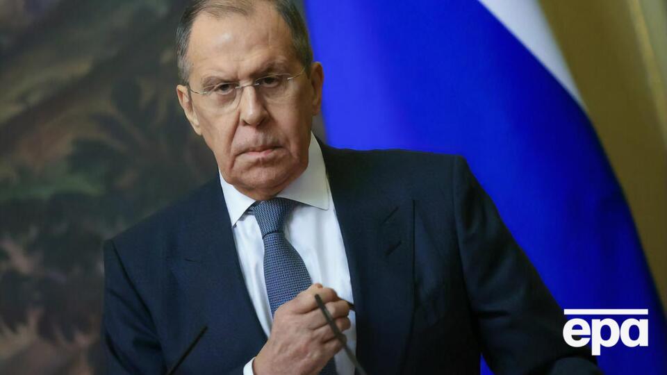 Развертывание сил НАТО вблизи РФ категорически неприемлемо, отметил Лавров
