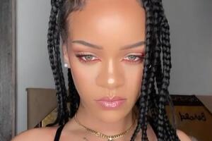 Ріанна знялася у грайливому образі