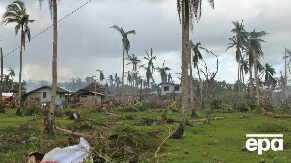 Тайфун "Раи" обрушился на Филиппины 16 декабря