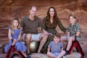 Герцог та герцогиня Кембриджські виховують трьох дітей