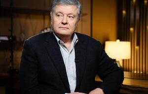 Партия пятого президента Петра Порошенко обошла в рейтинге "Слугу народа"