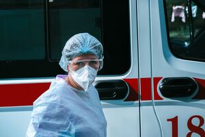 В Україні шість тижнів поспіль знижується кількість госпіталізованих із COVID-19