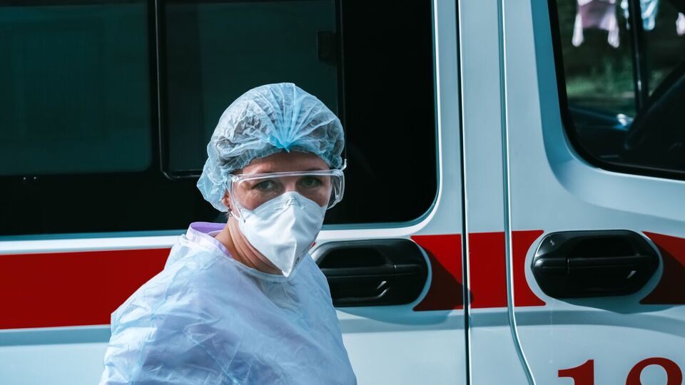 В Украине шесть недель подряд снижается число госпитализированных с COVID-19