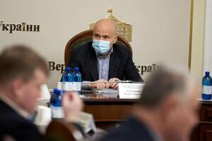 Радуцький пояснив, що частина українців вирішила перенести вакцинацію на період "після свят"