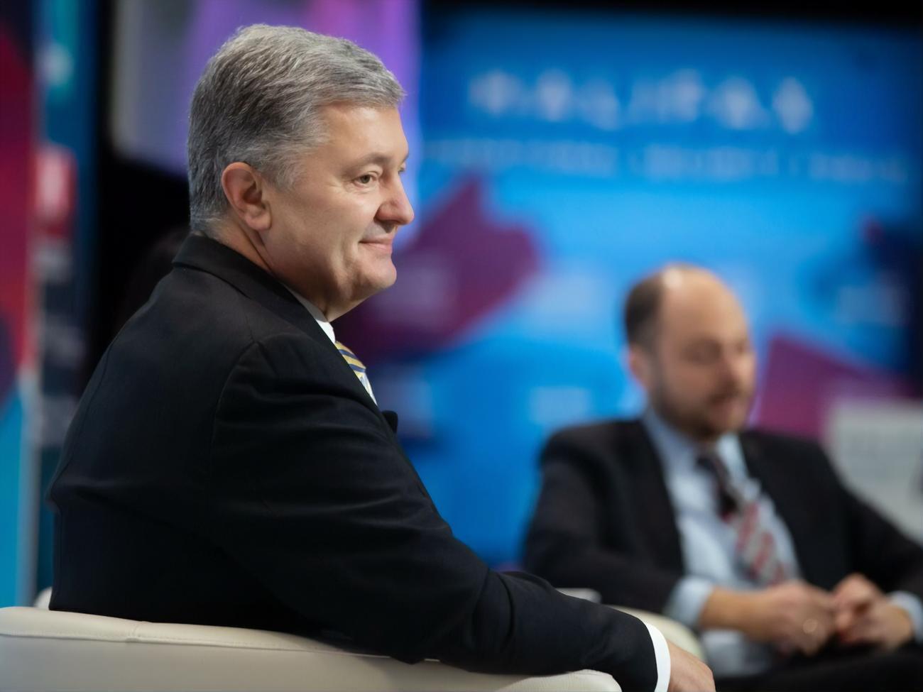 Прокурори ще не вирішили, про який запобіжний захід для Порошенка проситиме суд