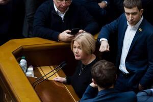 Депутатка порівняла Зеленського з Януковичем