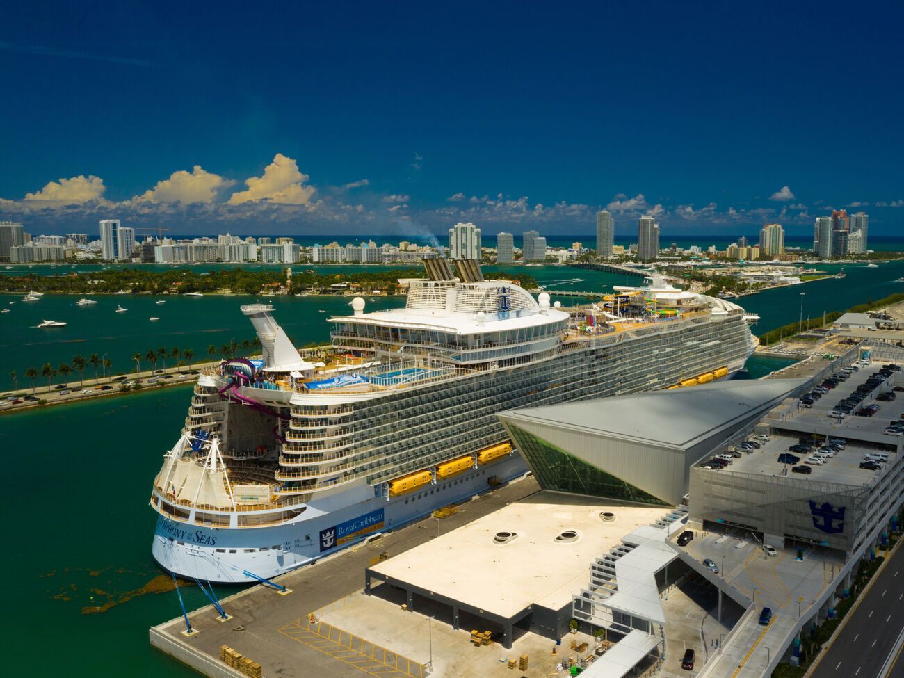 98% заболевших были вакцинированы двумя дозами вакцины от коронавируса