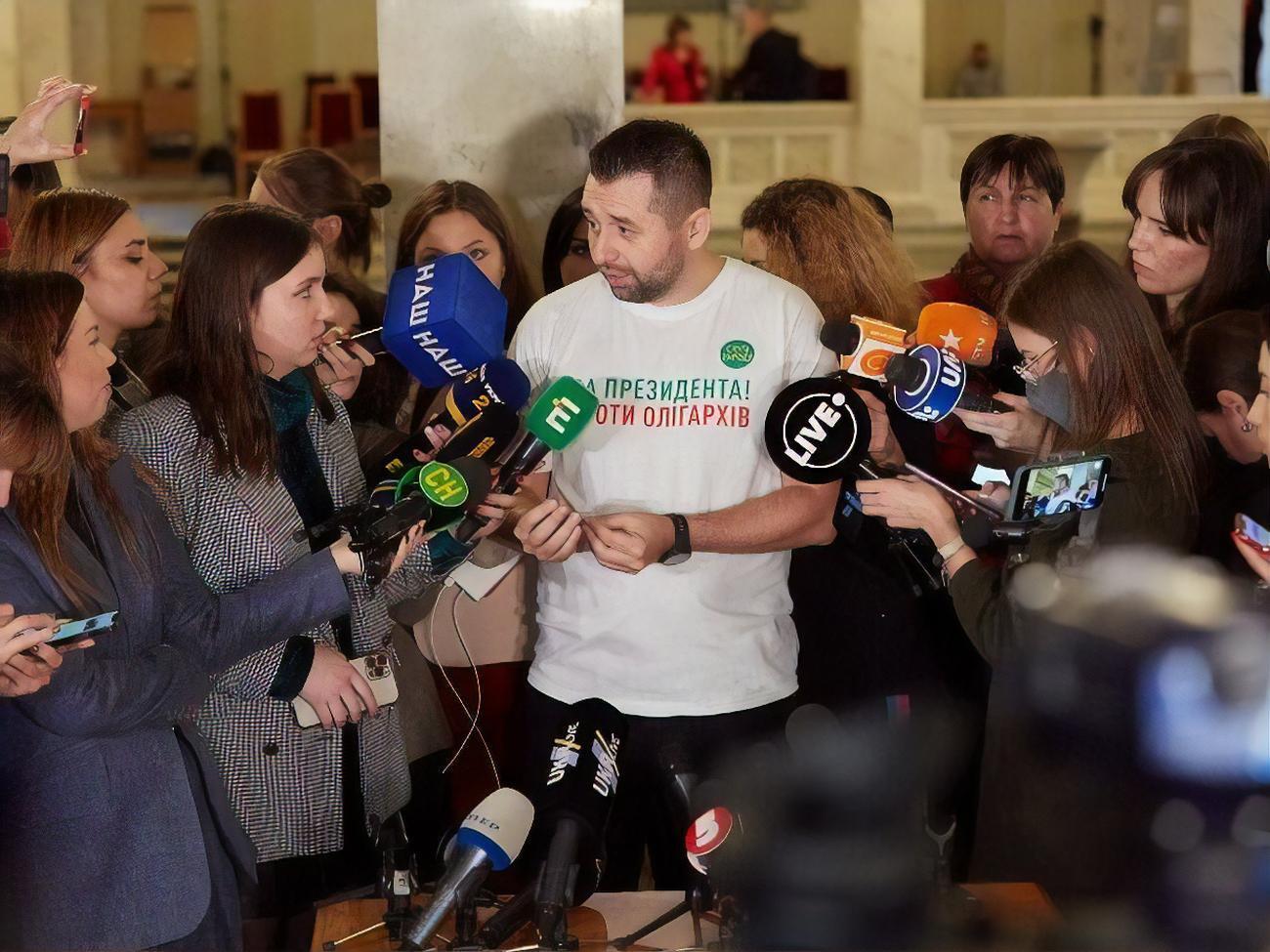 Арахамія: Нас багато критикували, але з огляду на обмежений часовий проміжок на добір перед минулими виборами, у нас не все так погано