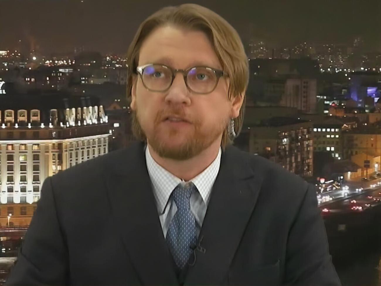 Петров брав участь у програмі як експерт