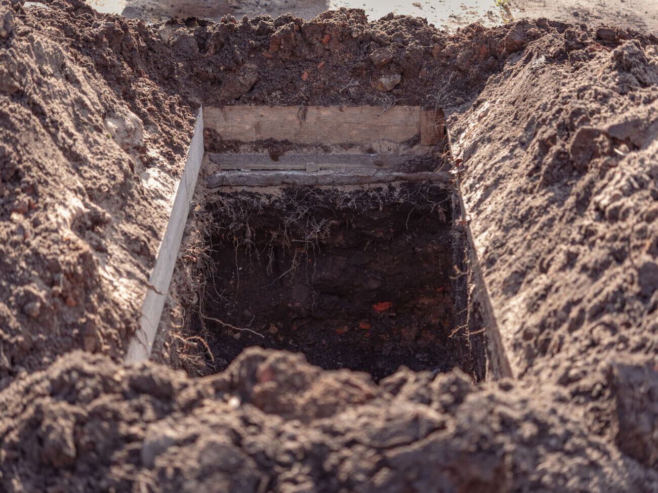 В России подготовились к рытью новых братских могил