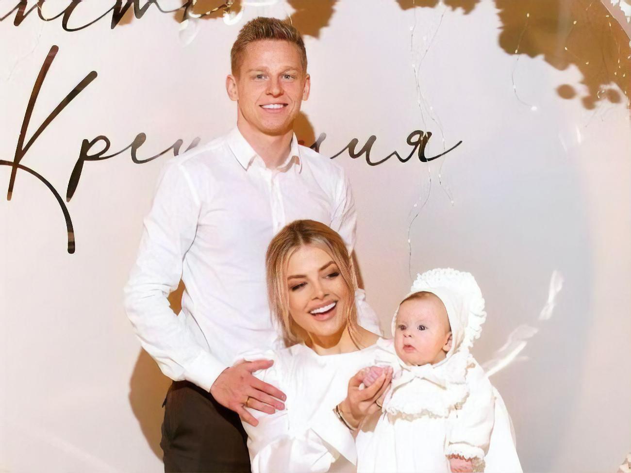 Зінченко та Влада Седан одружилися навесні 2020 року, а влітку 2021-го у них народилася дочка Єва