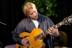 Дорн: На сцене Иван Еремин – как-то это не звучит