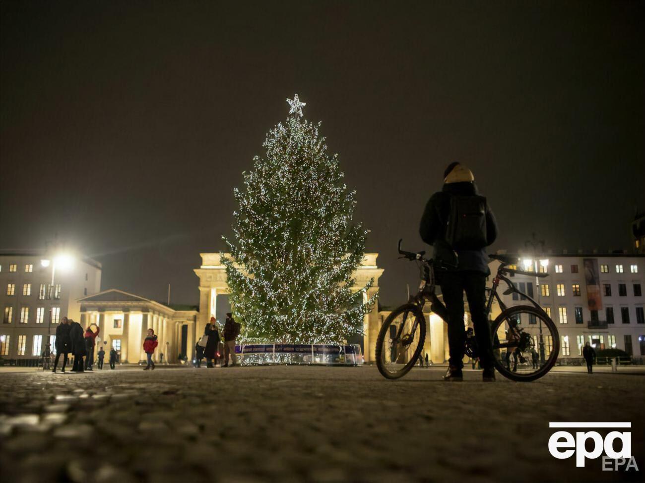 В ЕС сократили срок действия внутреннего сертификата для поездок