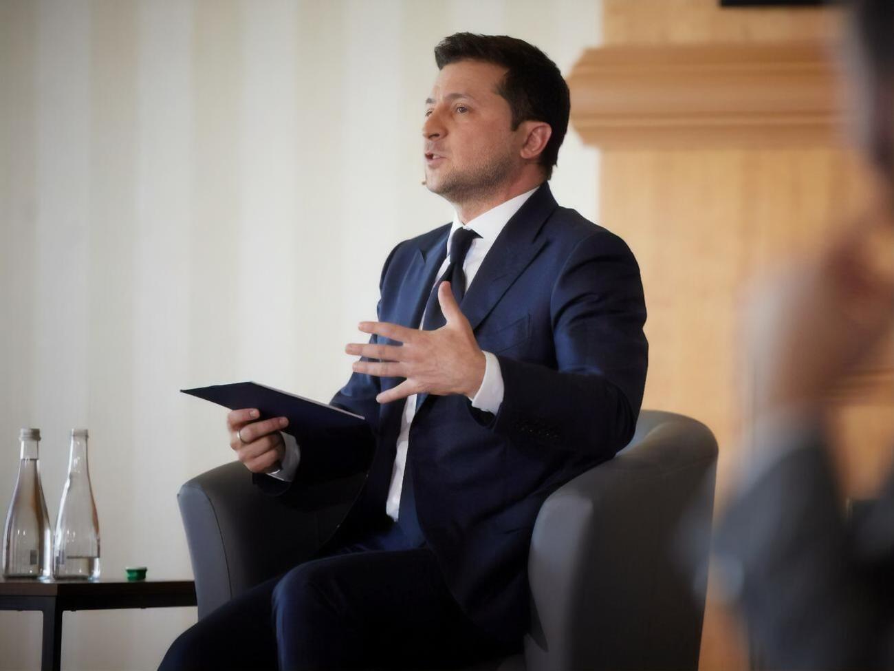 Зеленський (на фото) розповів про листи від Саакашвілі