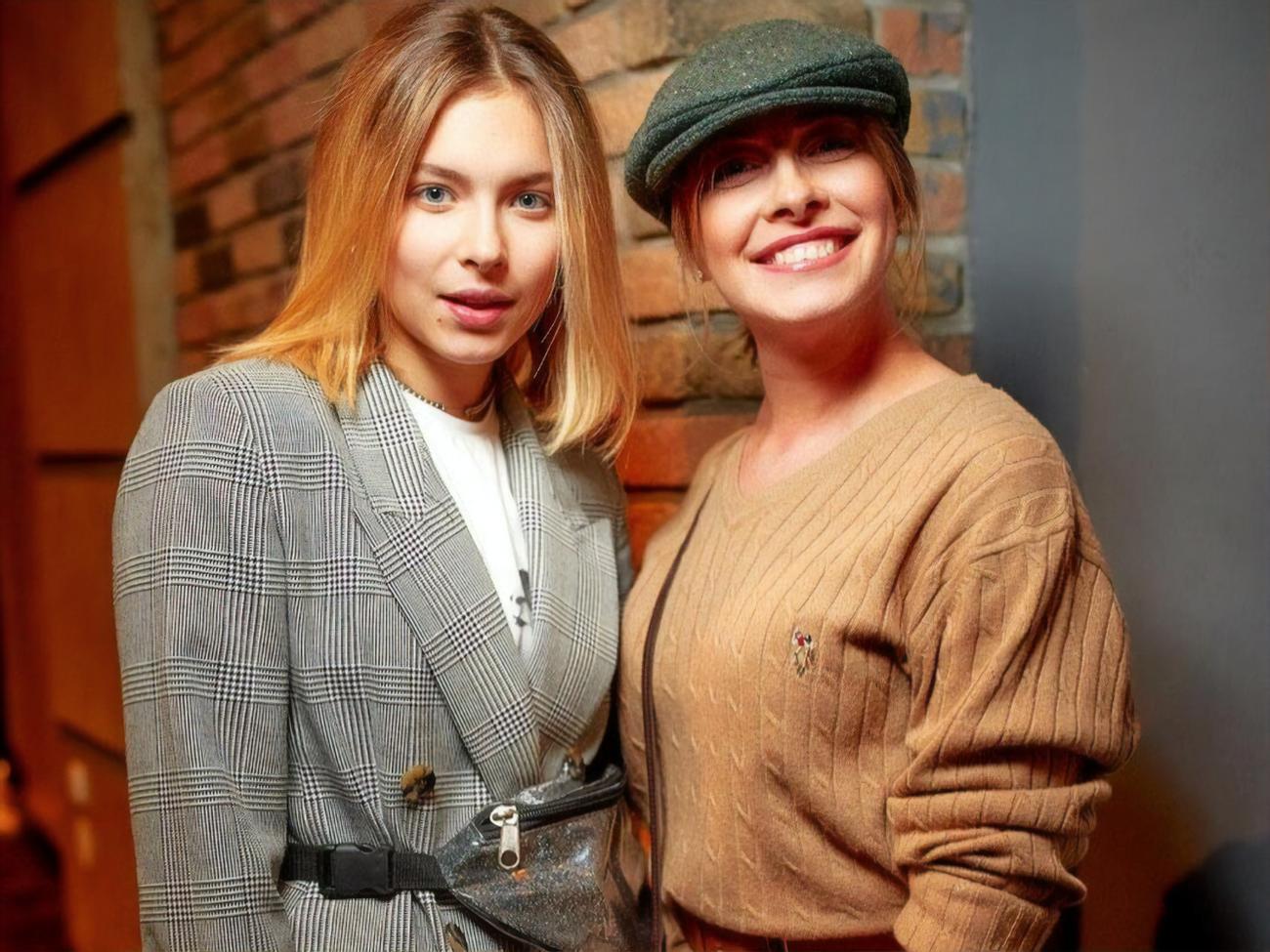 Кравец родила дочь Марию в 2003 году