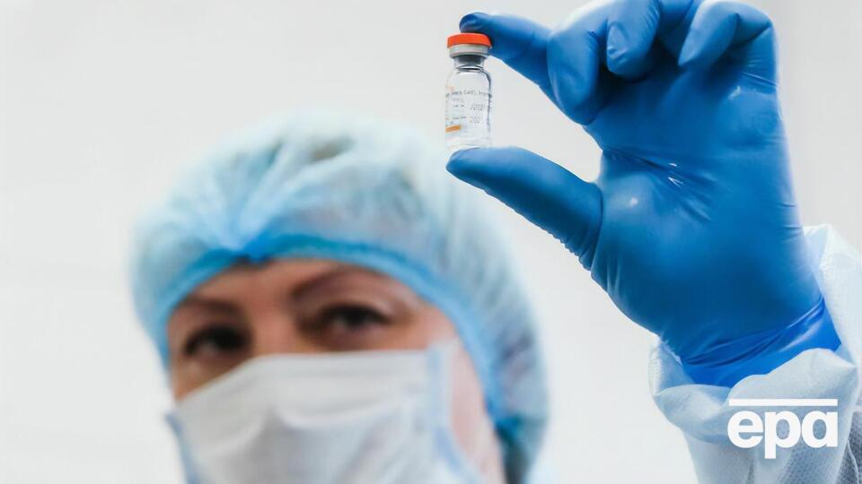 Першу дозу вакцини проти коронавірусу в Україні ввели майже 14,5 млн осіб