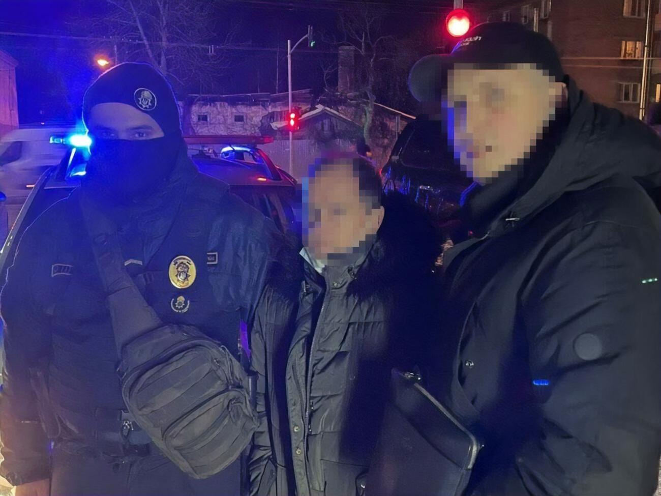 Поліцейські знайшли зловмисника невдовзі після інциденту на одній із вулиць міста