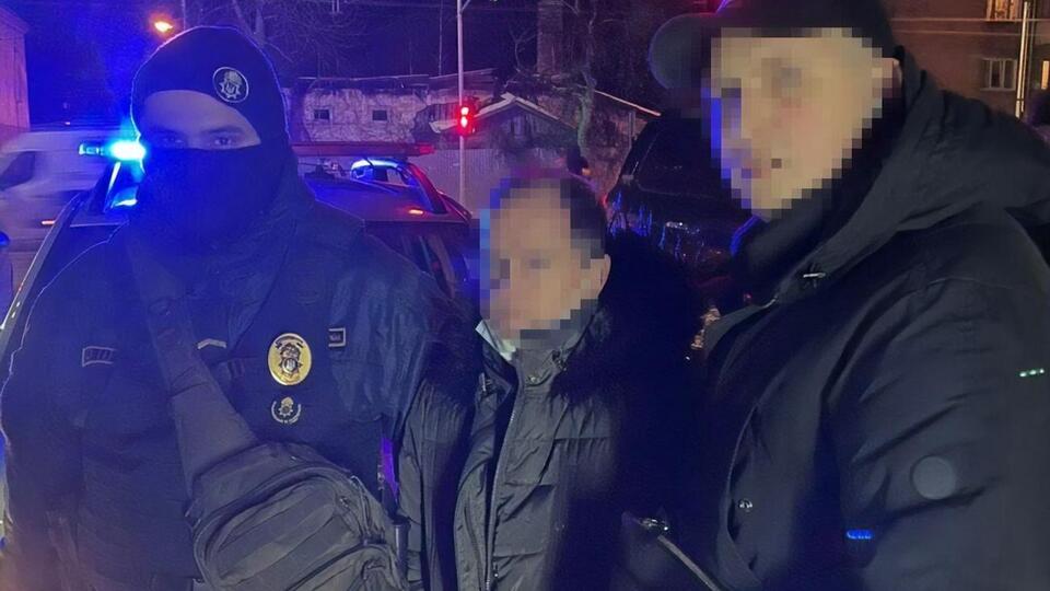 Поліцейські знайшли зловмисника невдовзі після інциденту на одній із вулиць міста