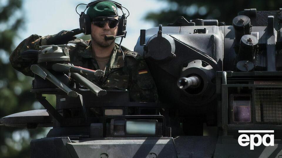 40 тысяч военных НАТО приведены в повышенную боеготовность на фоне угрозы российского вторжения в Украину