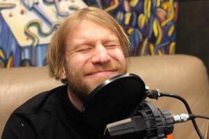 Дорн рассказал, за сколько купил песню "Неоновая ночь"