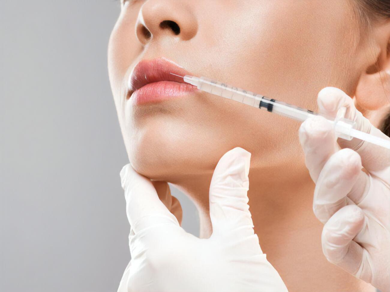 Врач предостерег украинок от опасных экспериментов, процедуру должен выполнять специалист