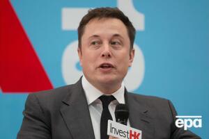 В начале ноября Маск устроил в Twitter опрос о том, стоит ли ему продать 10% своей доли в Tesla