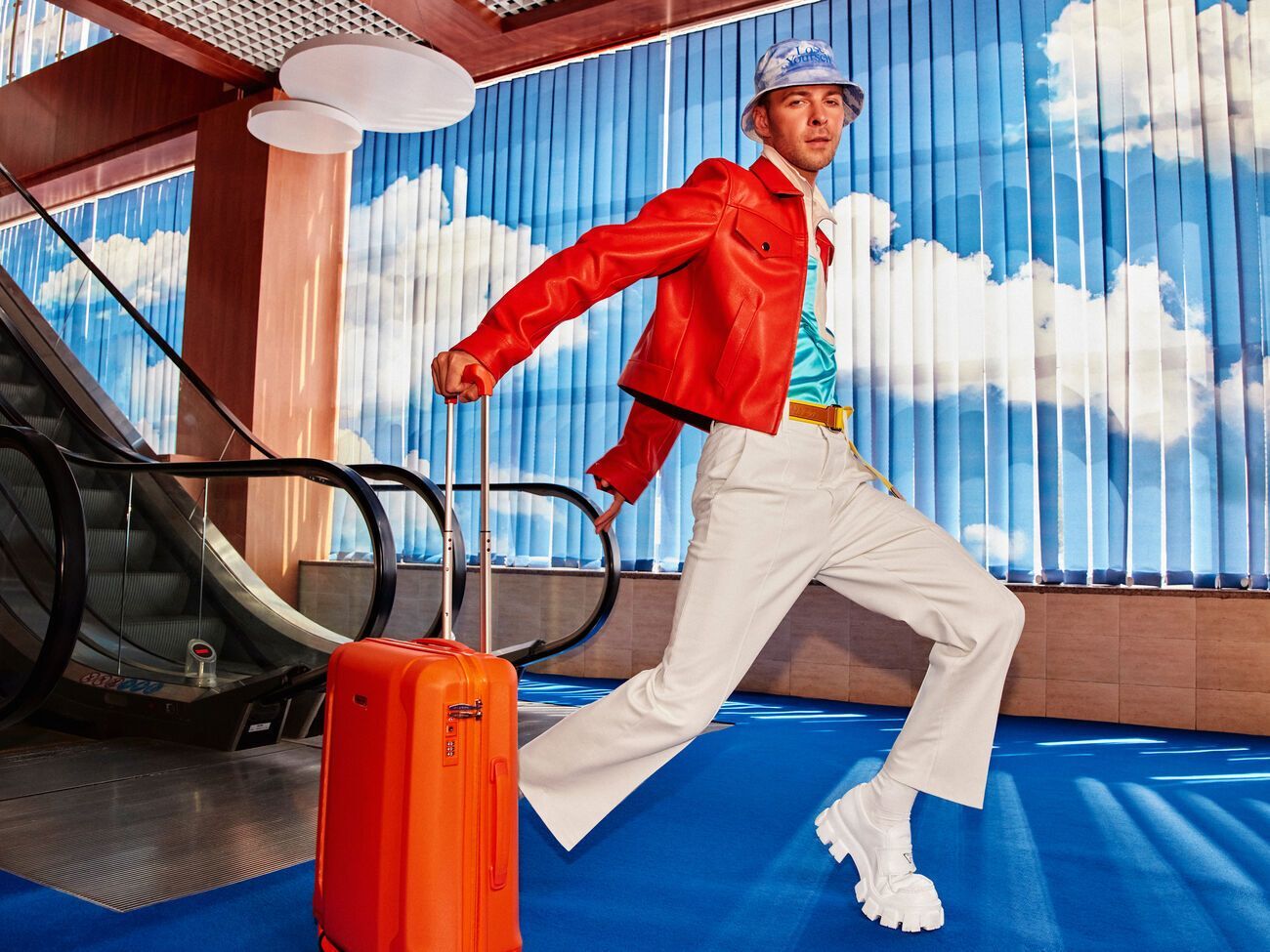 Макс Барських написав трек Just Fly 2014 року