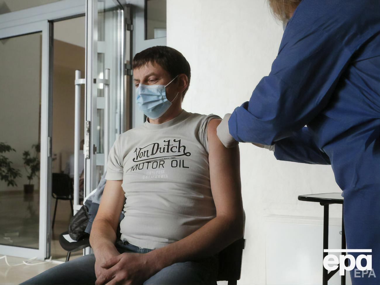 Первую дозу вакцины вчера получил 39 071 человек
