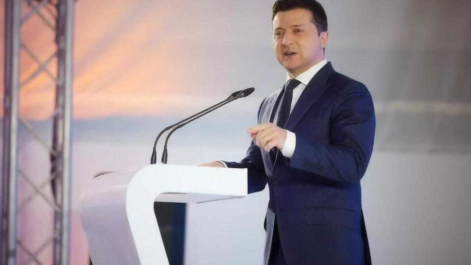 Владимир Зеленский уже подписал закон об олигархах