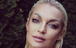 Волочкова: Я побувала на смішній виставі